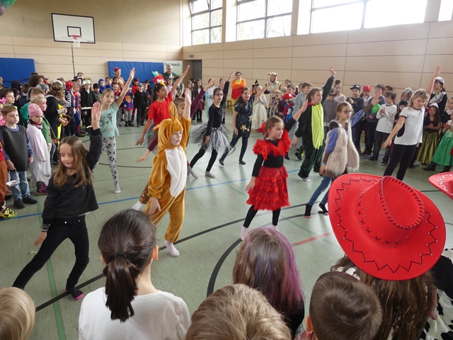 kalrobenfastnacht in der grundschule 61 2019030
