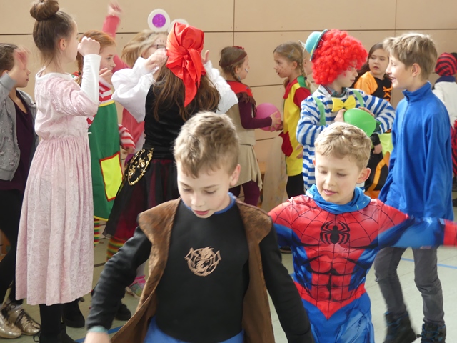 kalrobenfastnacht in der grundschule 19 2019030
